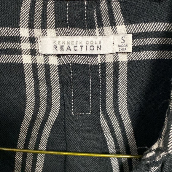Kenneth Cole reaction size small black and white striped flannel - Picture 3 of 5